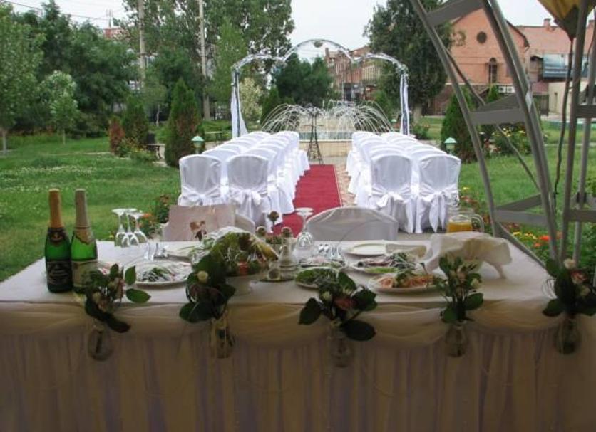 Banquet hall Photo