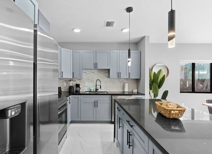 Kitchen Photo