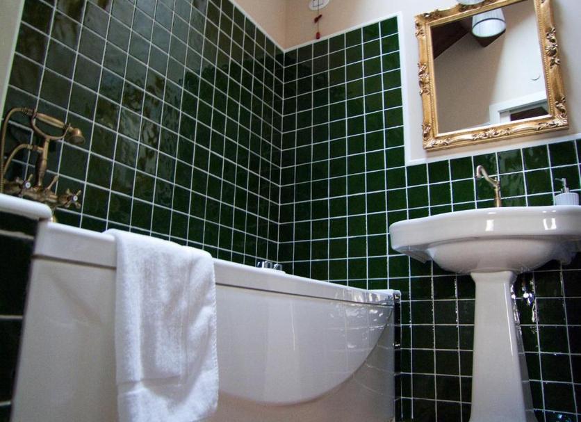 Bathroom Photo