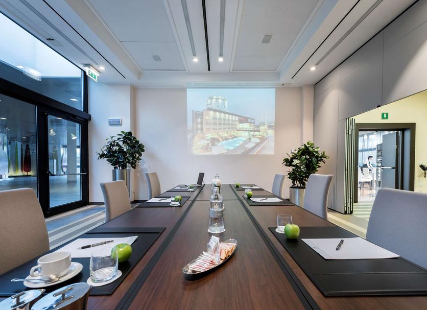 Conference room Photo