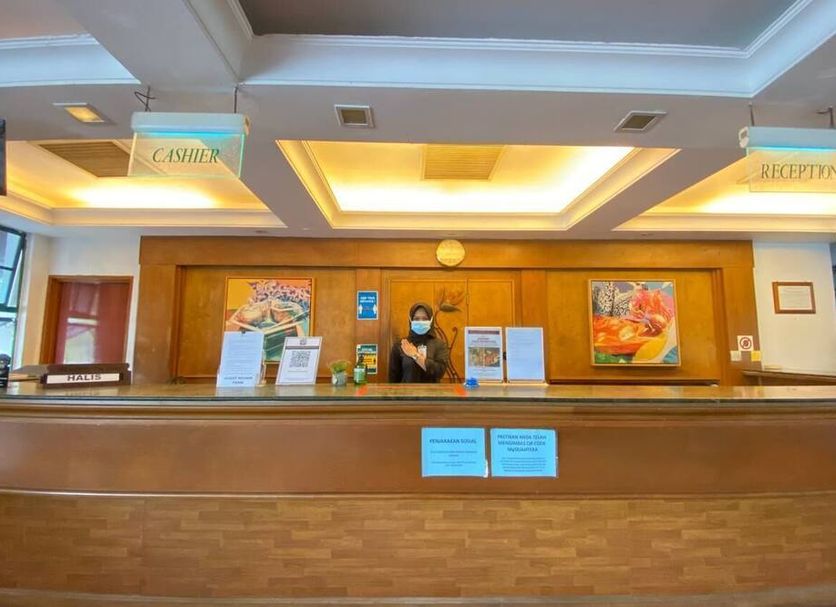 Front desk Photo