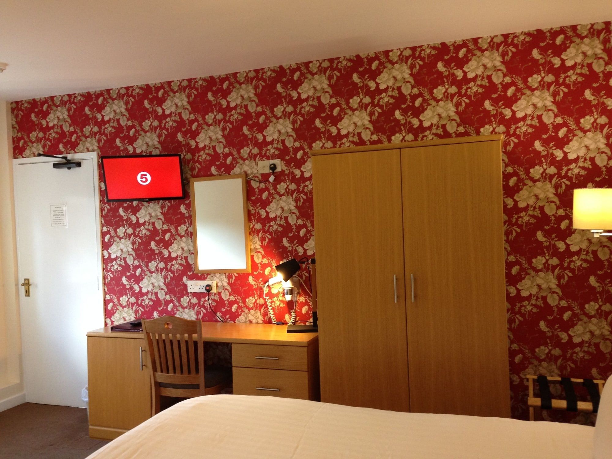 Room amenity
