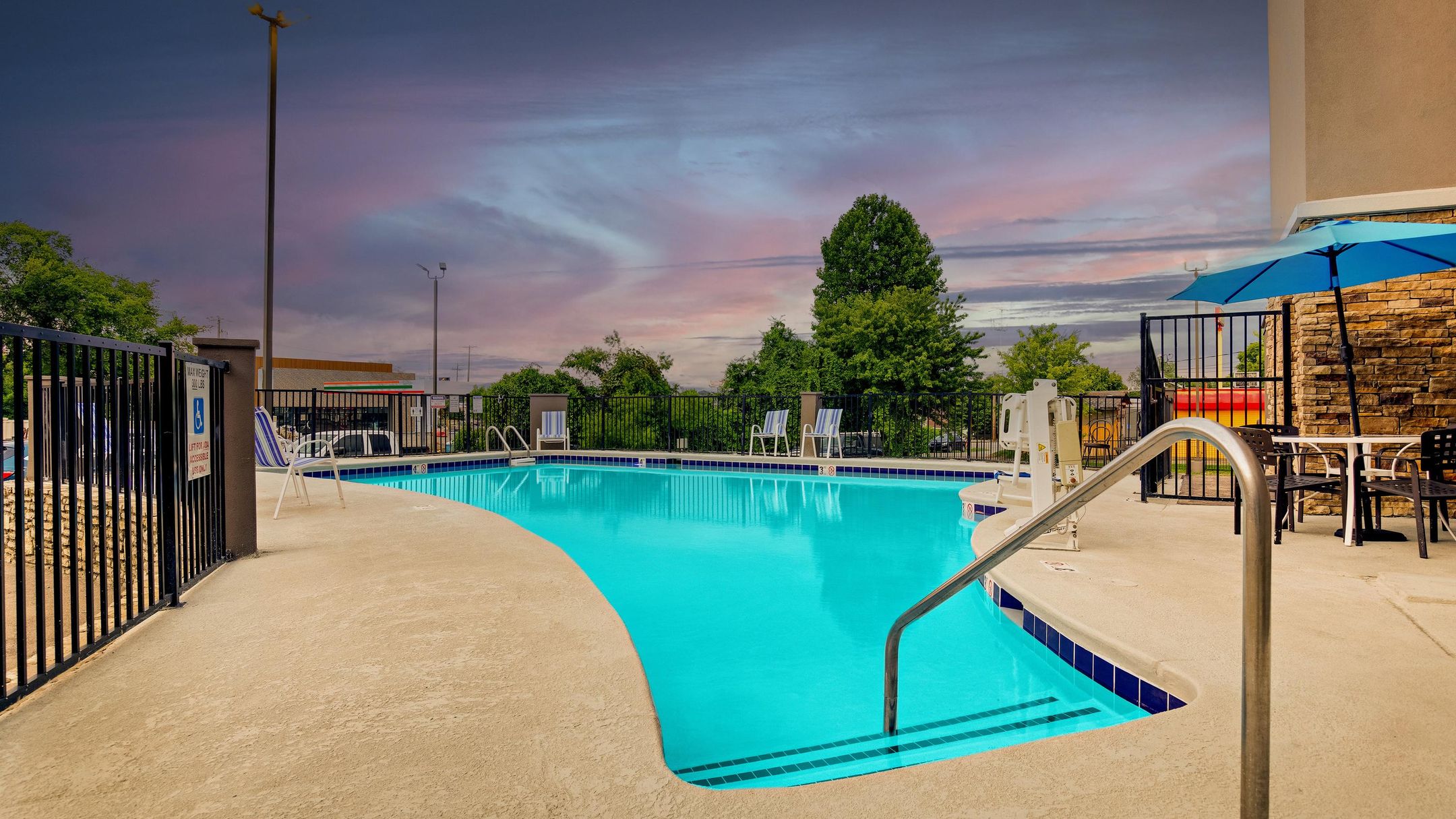 Holiday Inn Express Nashville W I40/Whitebridge Rd from 113. Nashville