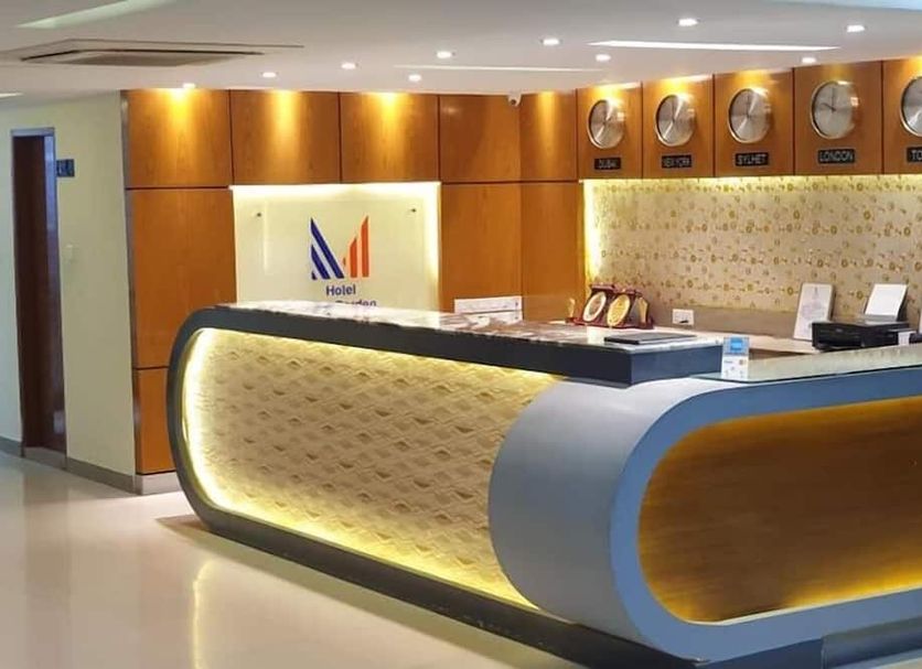 Front desk Photo