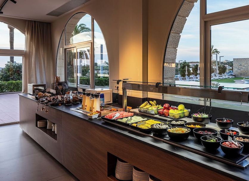 Buffet Photo