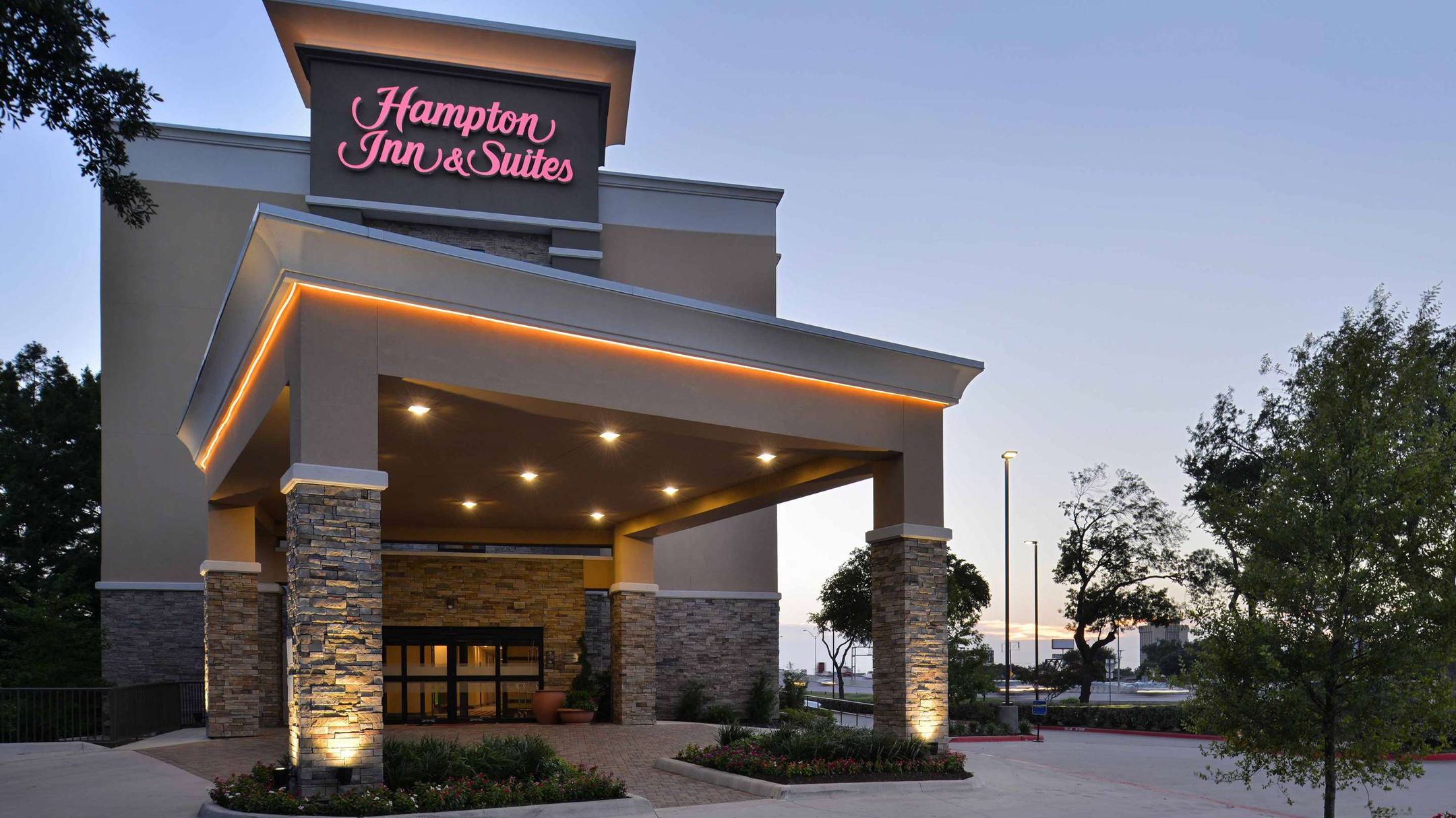 Hampton Inn & Suites Dallas Market Center from 105. Dallas Hotel Deals