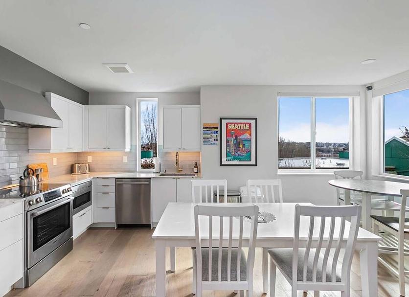 Kitchen Photo