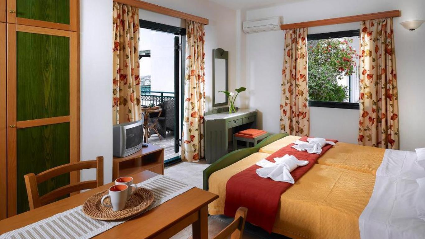 Erivolos Studios & Apartments