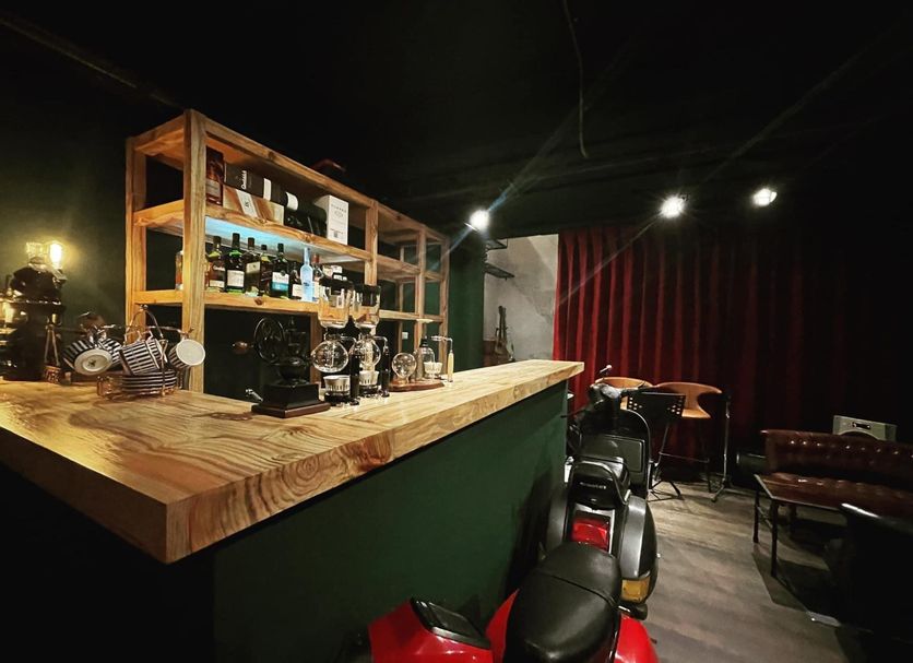 Bar Photo