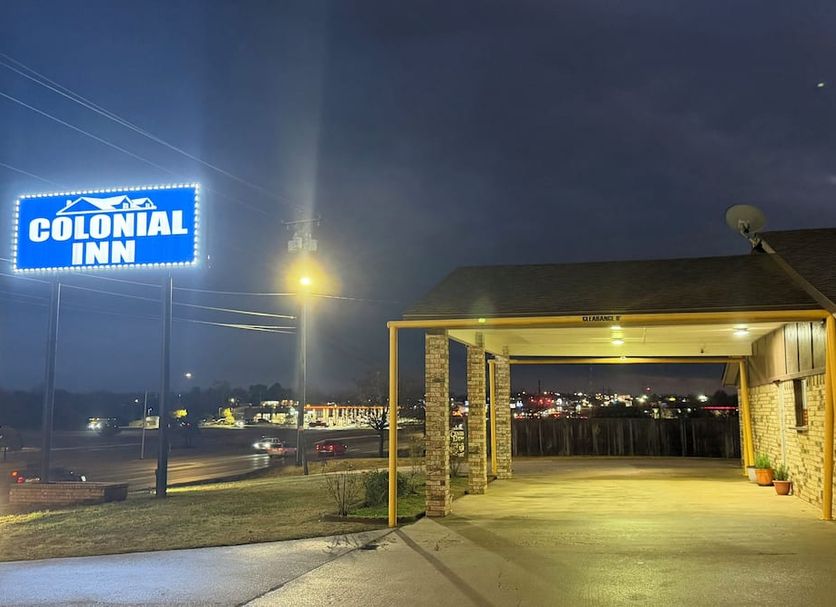 Colonial Inn from $69. Shawnee Hotel Deals & Reviews - KAYAK