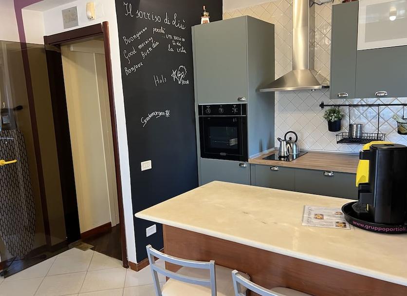 Kitchen Photo