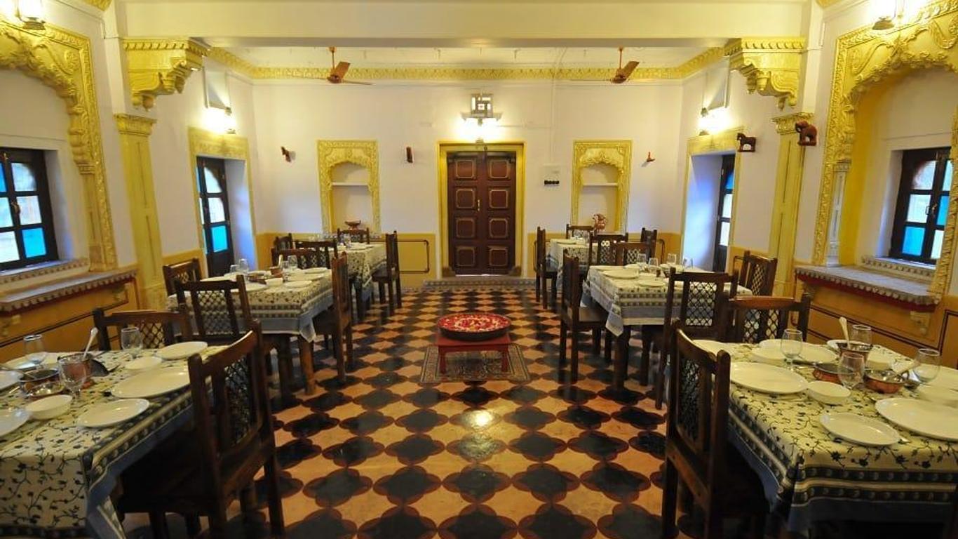 Hotel Nawal Sagar Palace