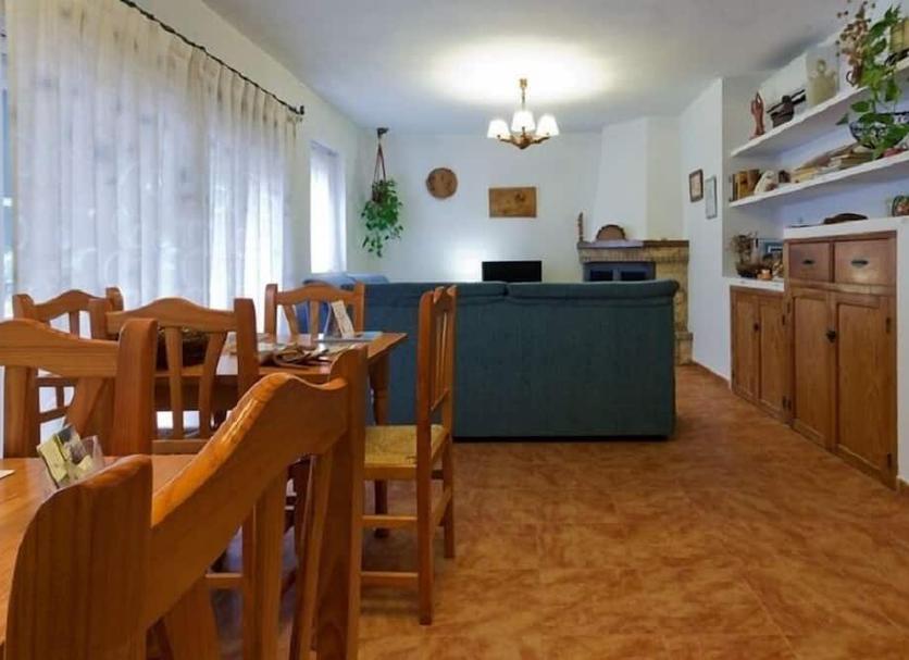 Dining room Photo