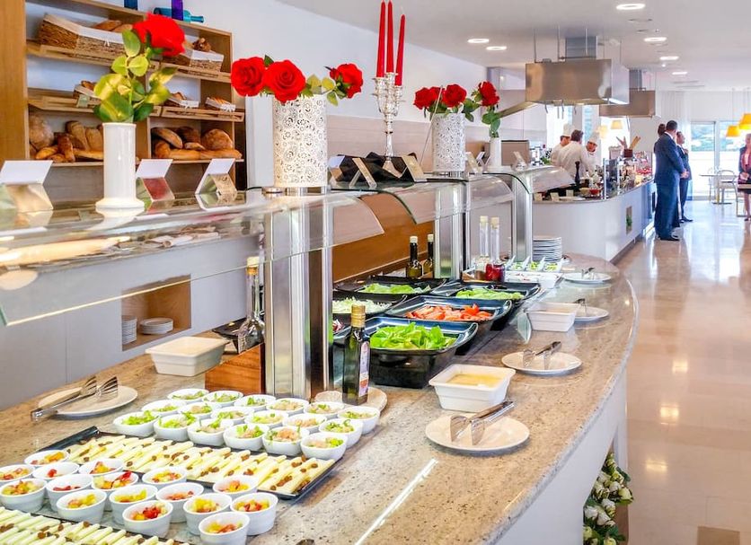 Buffet Photo