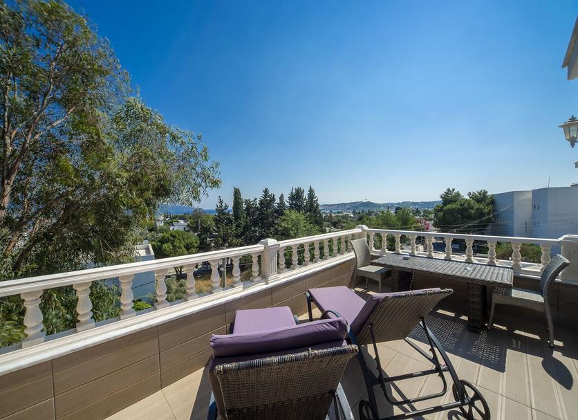 Balcony Photo