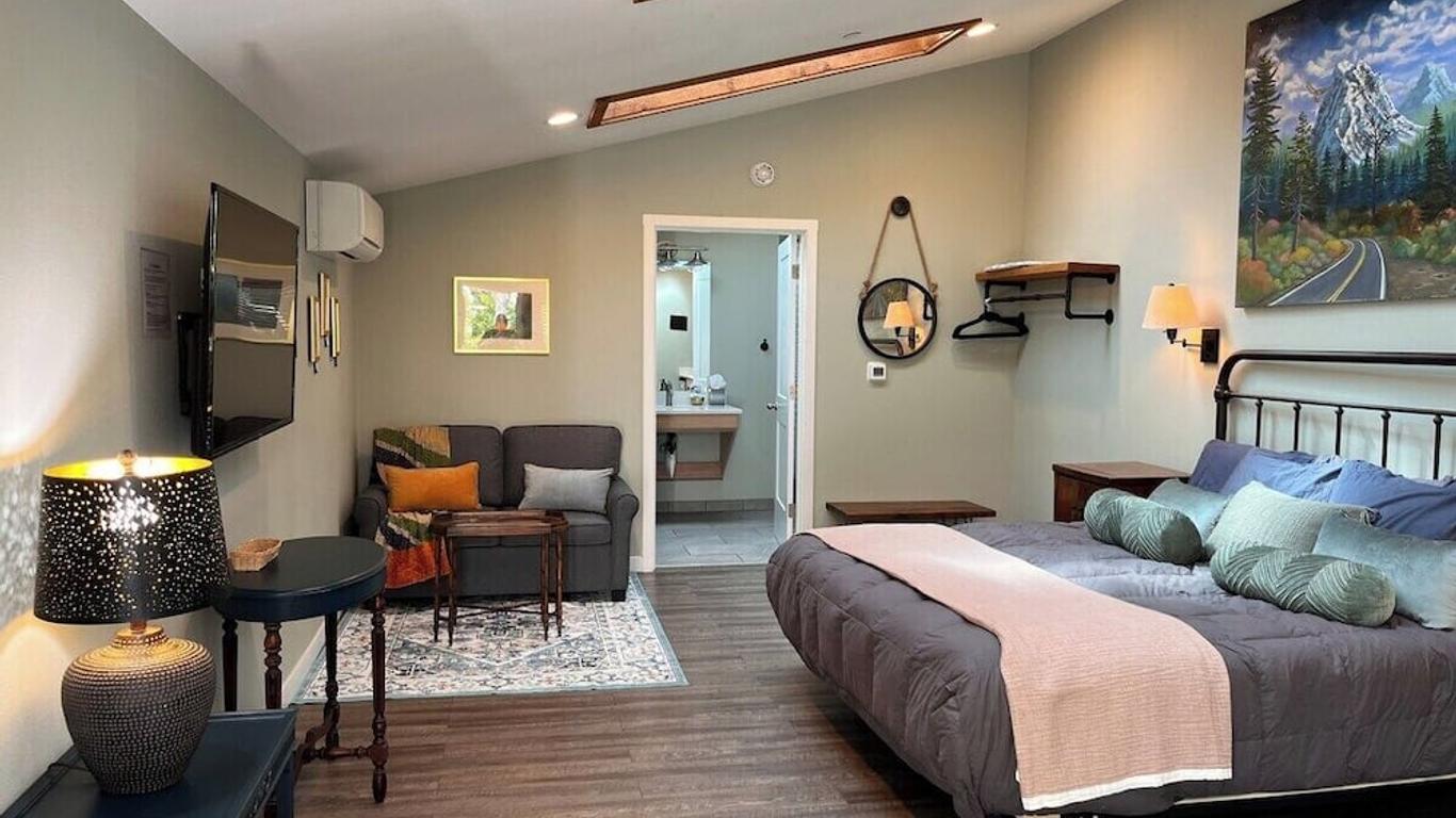 Sea Glass Inn