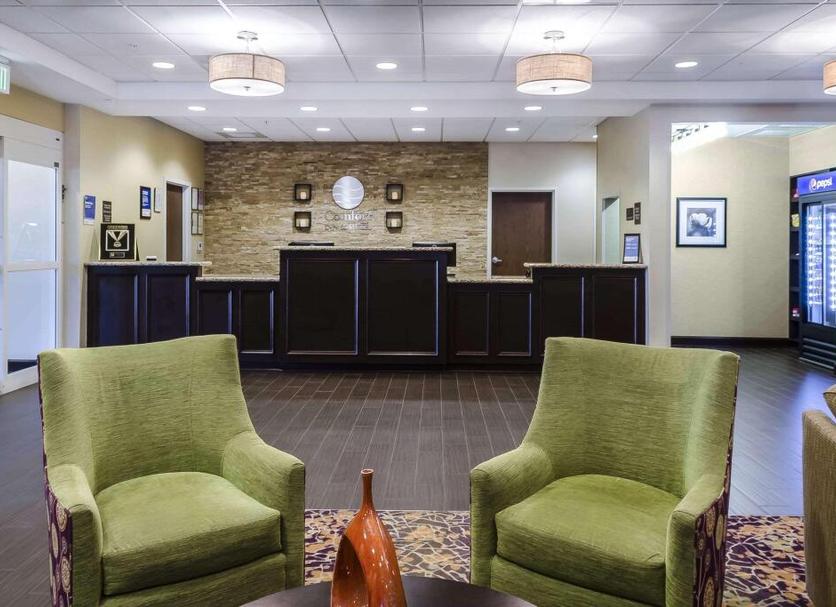 Front desk Photo
