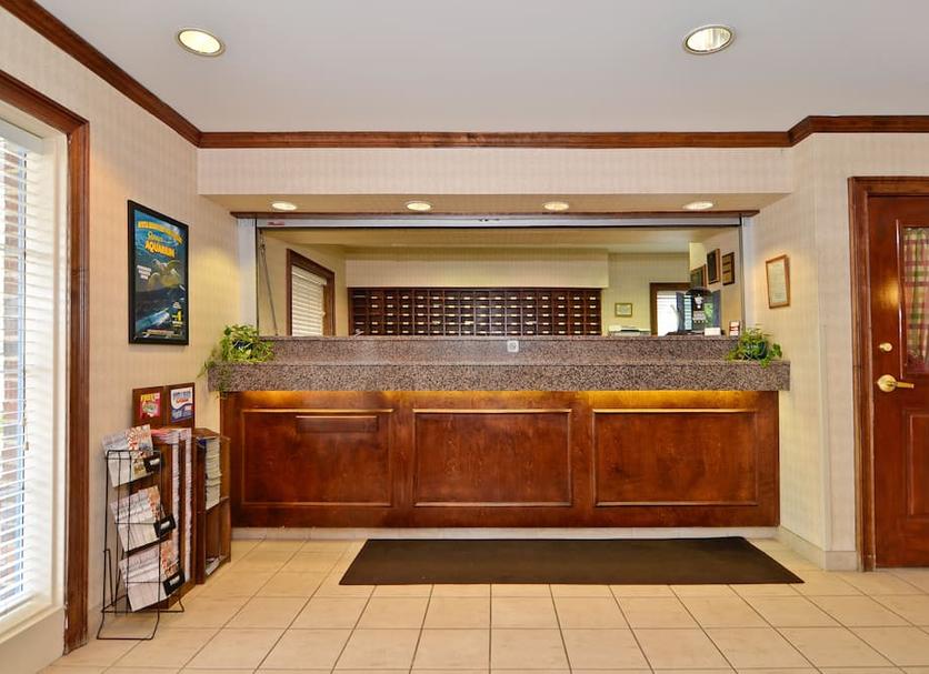 Front desk Photo