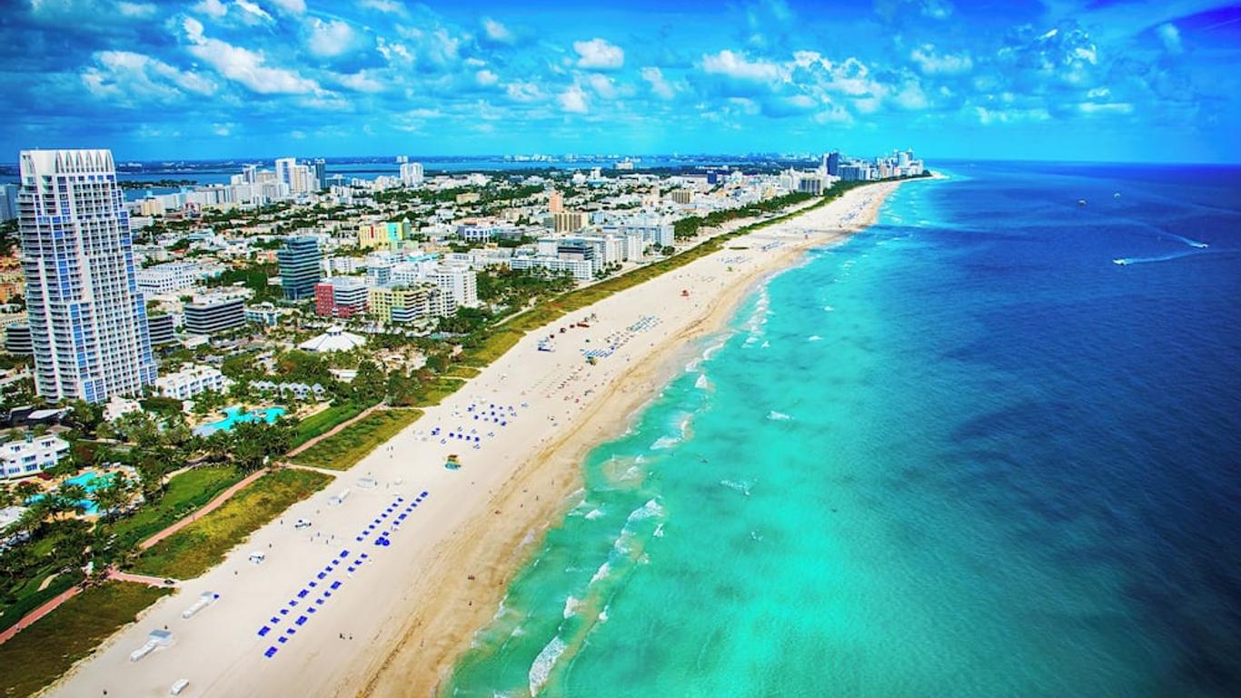 Miami International by Lowkl