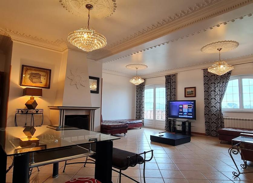 Dining room Photo