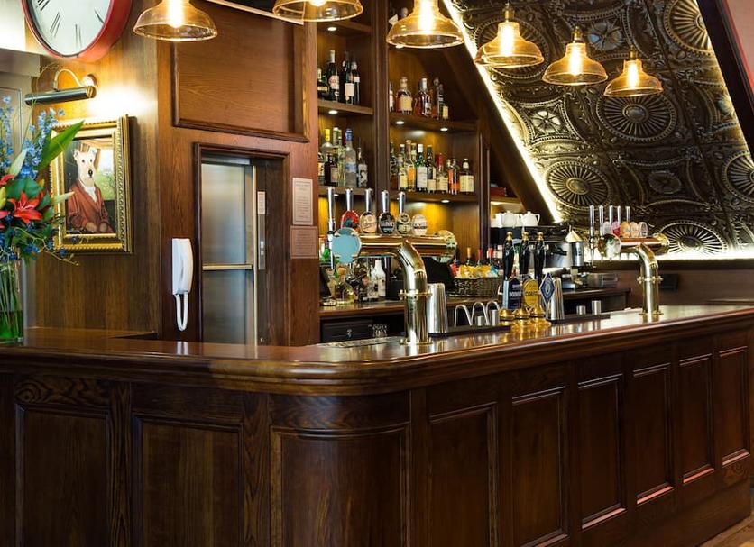 Bar Photo