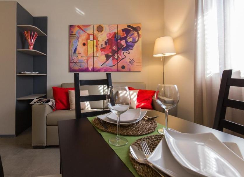 Dining room Photo