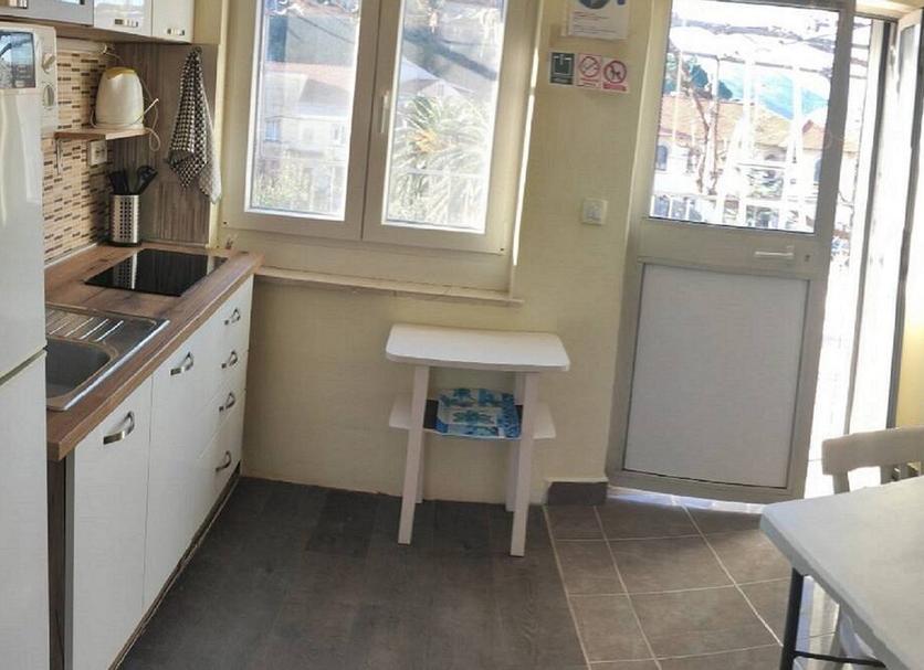 Kitchen Photo
