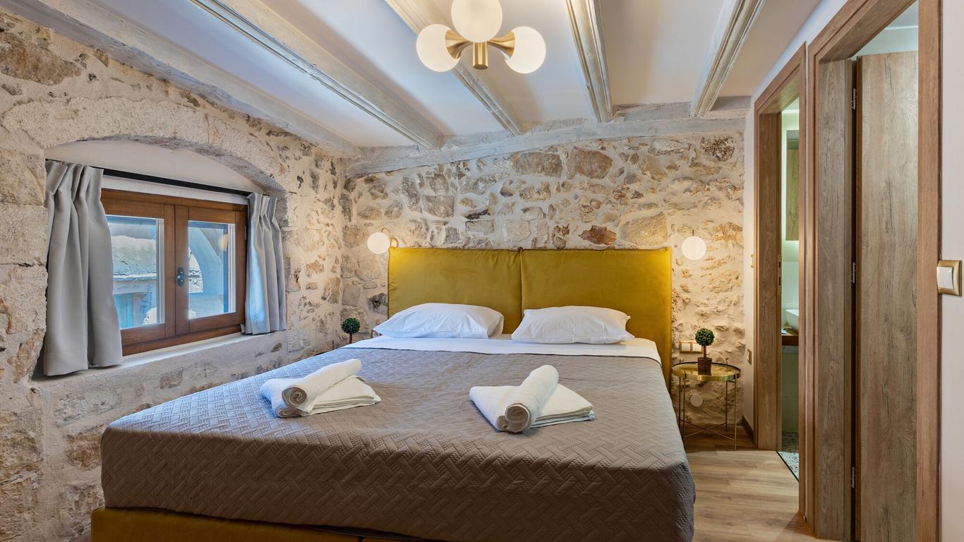 Erotokritos City Luxury Suites