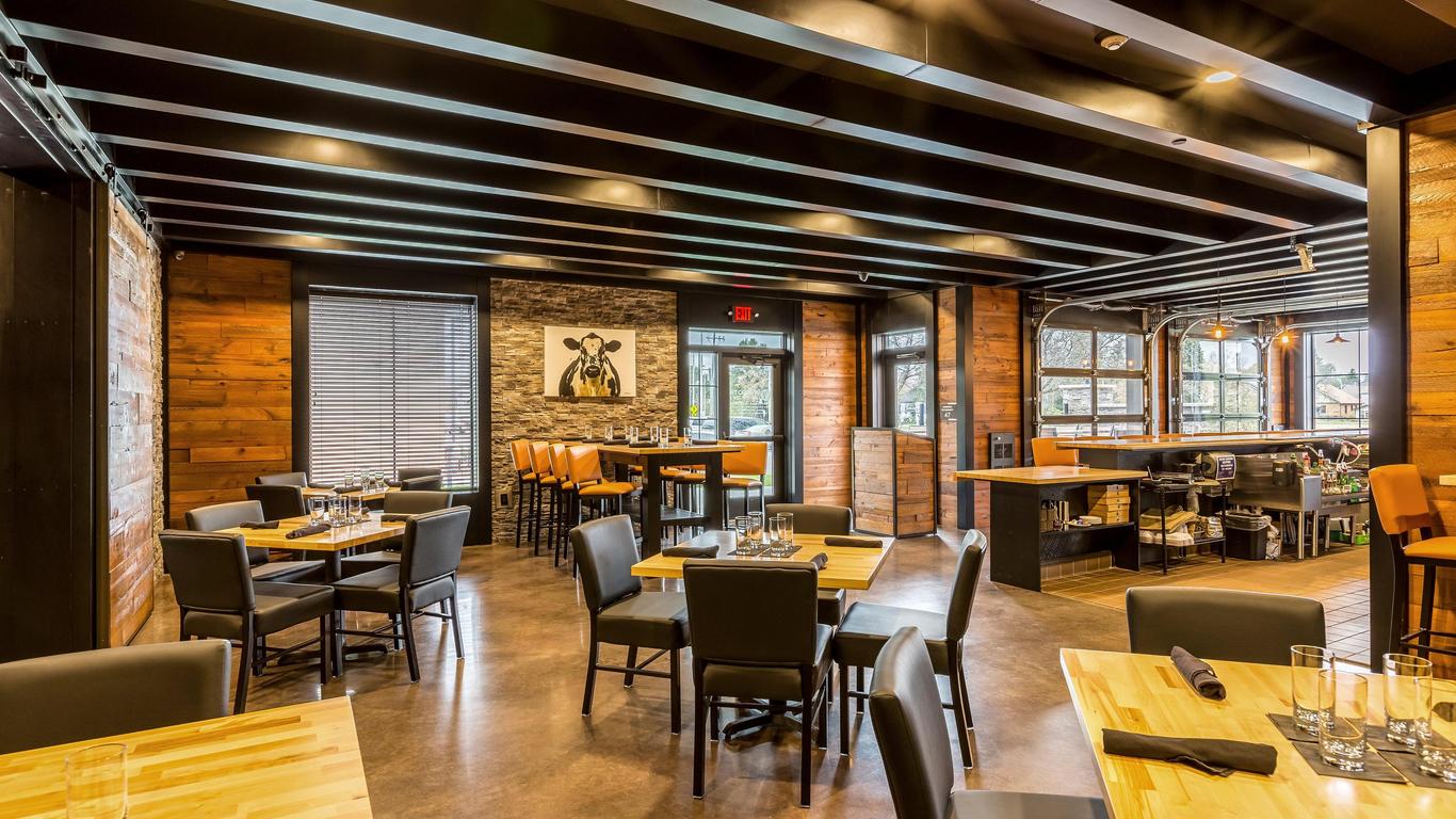 Cobblestone Hotel & Suites - Ottumwa