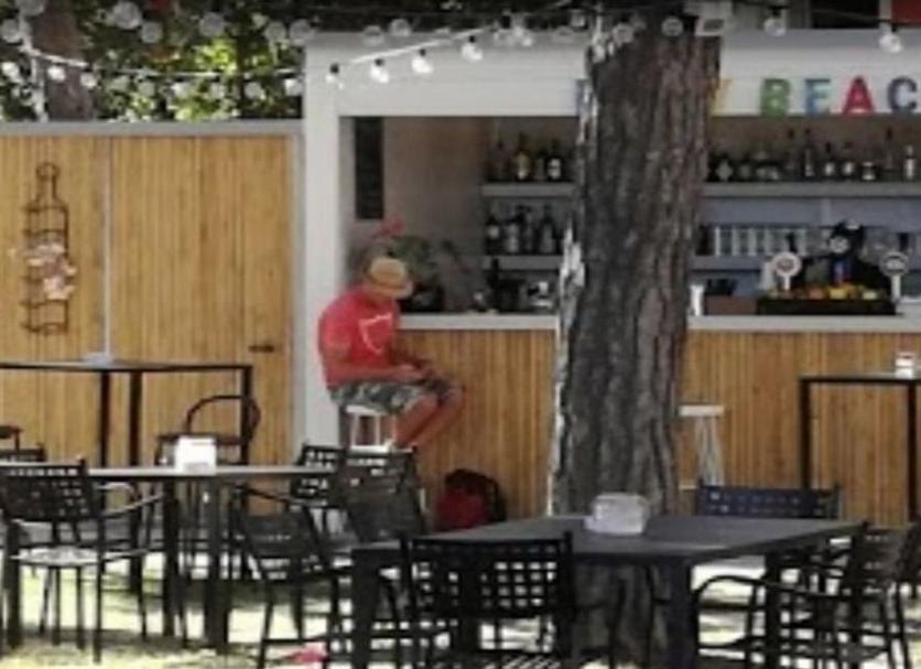 Bar Photo