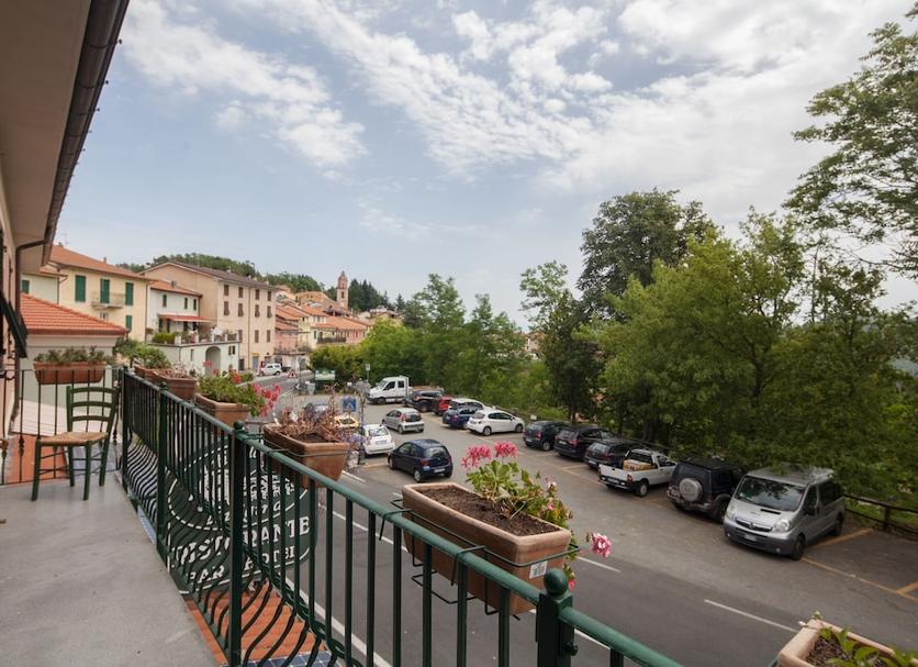 Balcony Photo