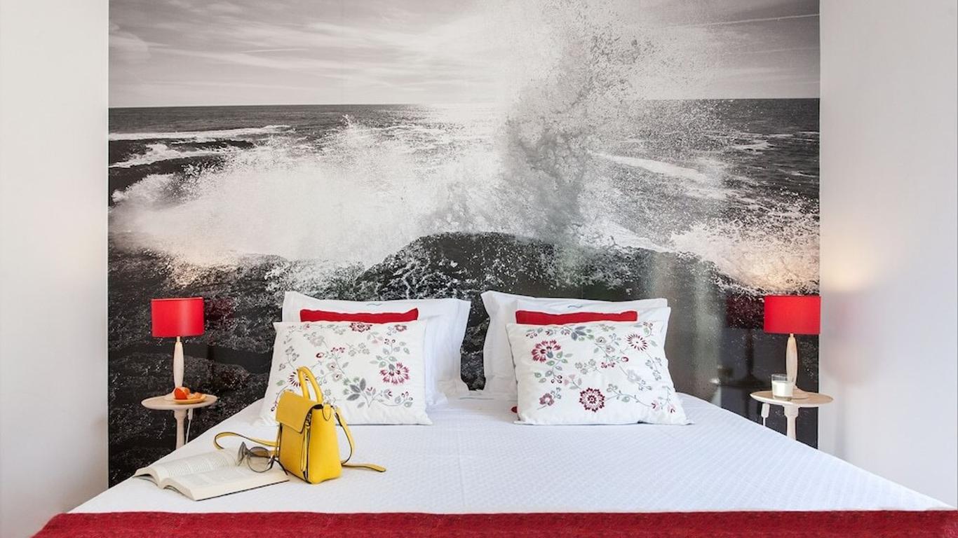 Beachouse - Surf, Bed & Breakfast