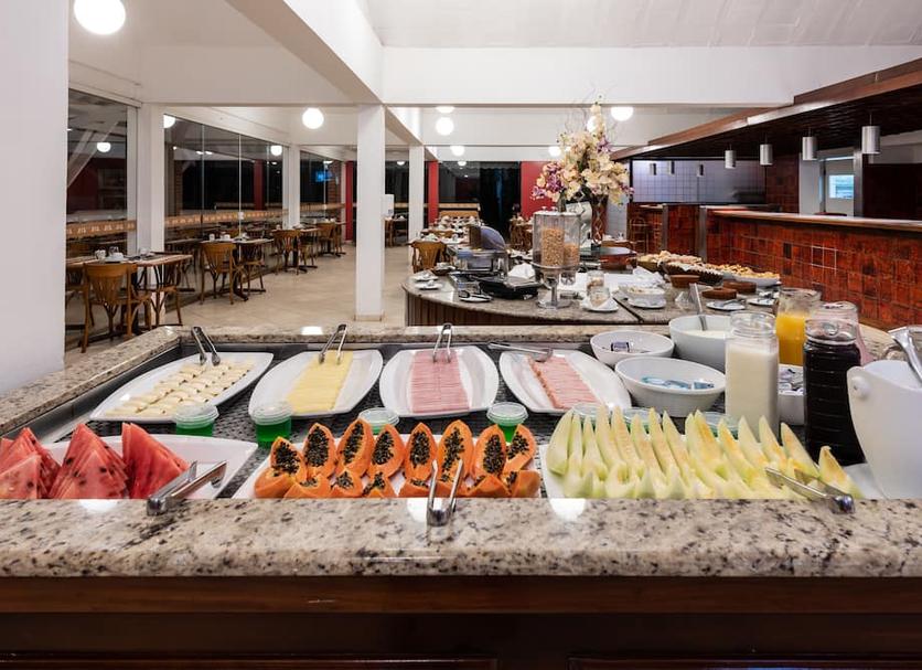 Buffet Photo