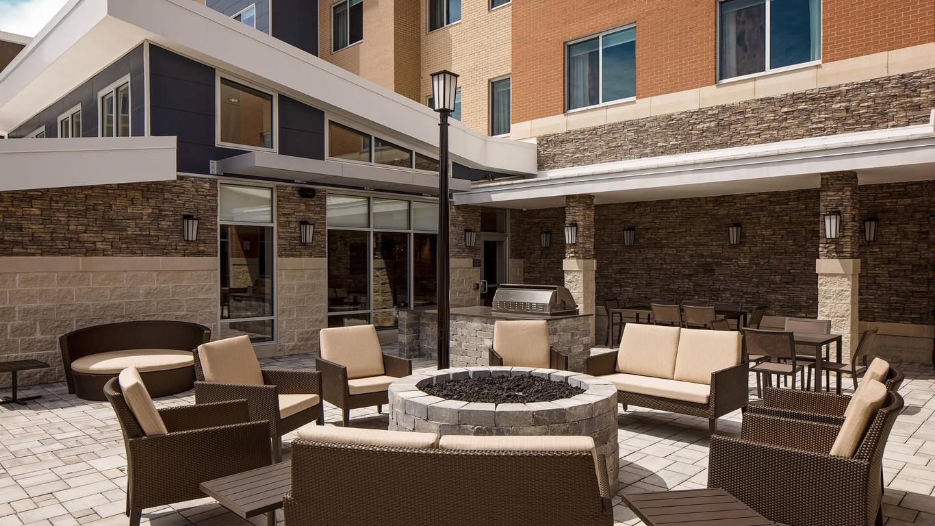 Residence Inn by Marriott Detroit Farmington Hills