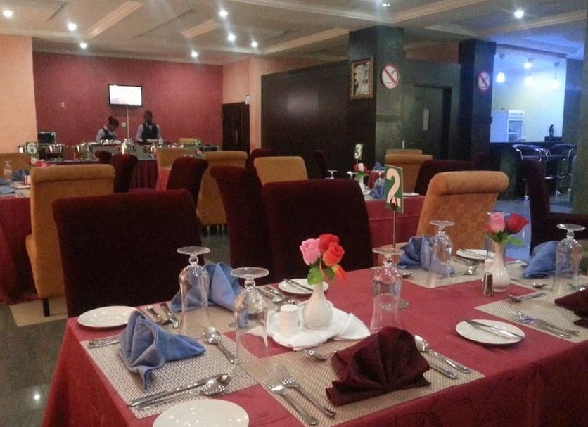 Restaurant Photo