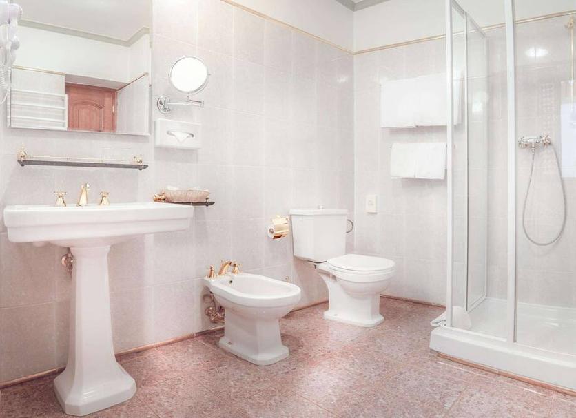 Bathroom Photo