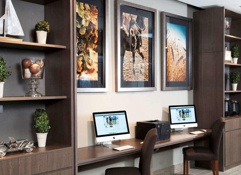 Business center Photo
