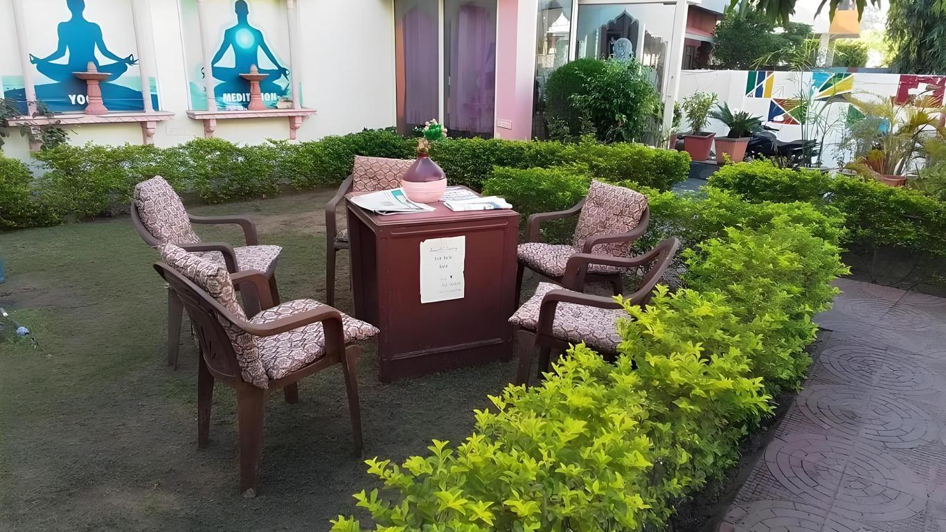 Hotel Singhasan House