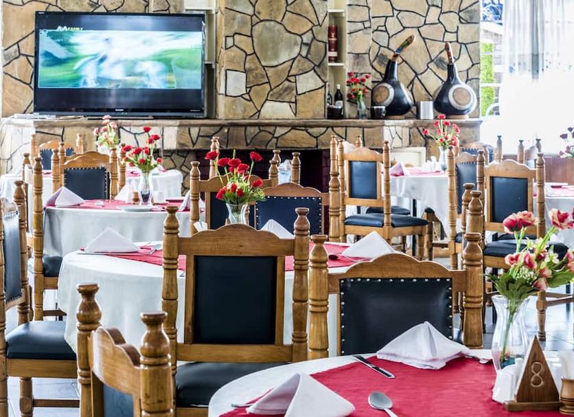 Restaurant Photo