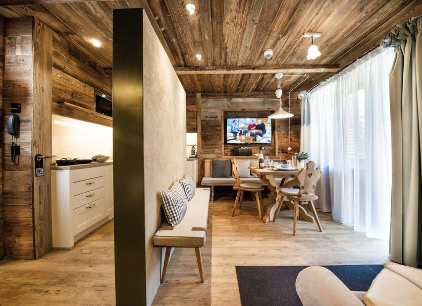 Dining room Photo