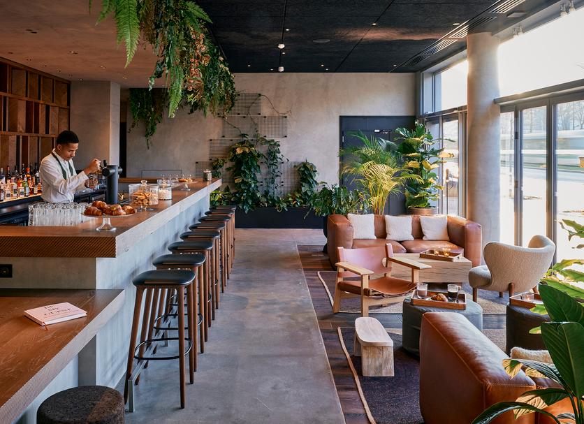 Restaurant Photo