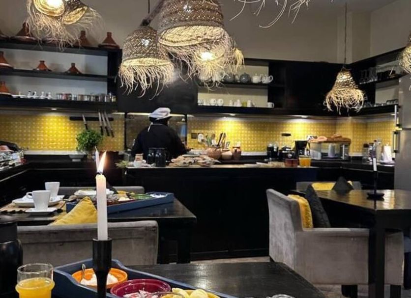 Buffet Photo