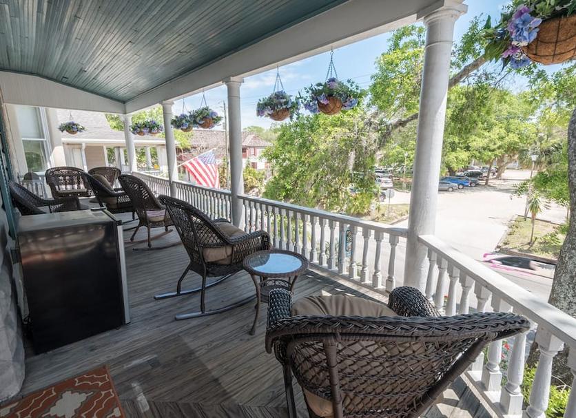 Balcony Photo