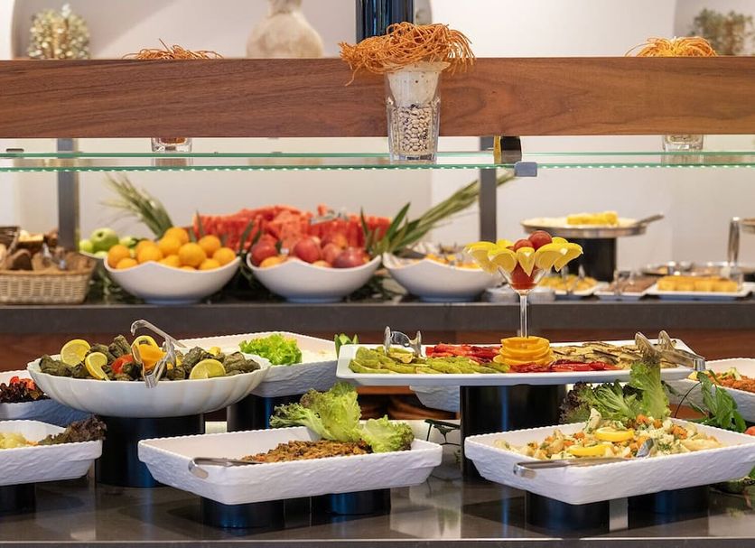 Buffet Photo