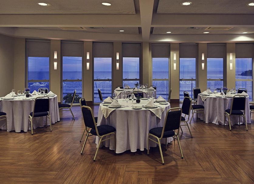 Banquet hall Photo