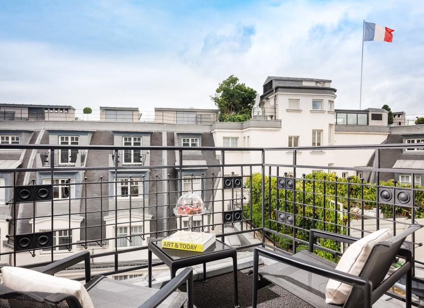 Balcony Photo