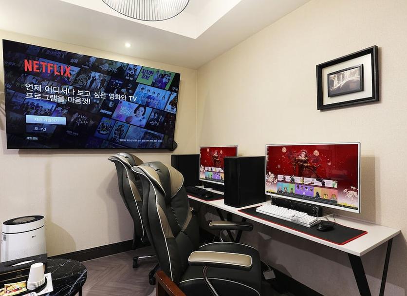 Business center Photo