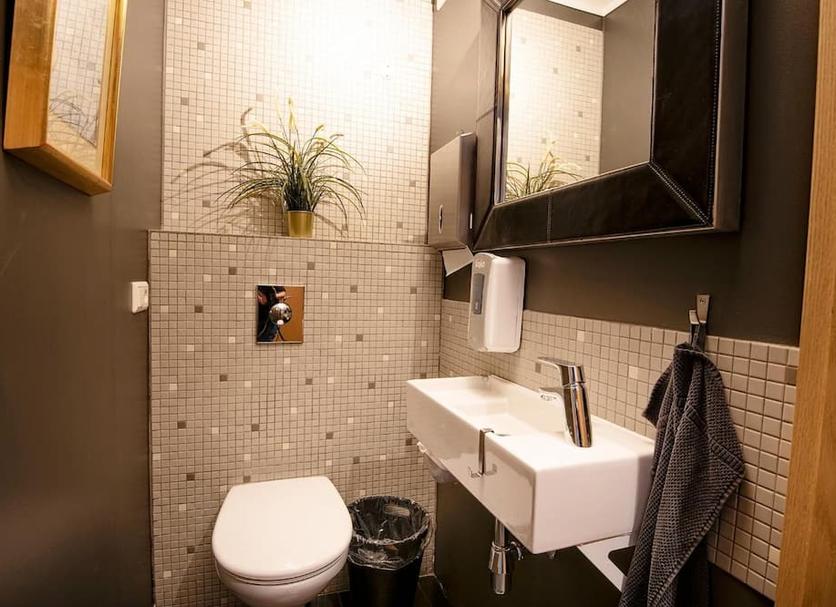 Bathroom Photo