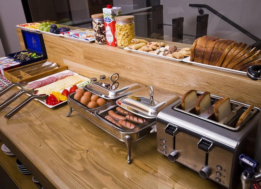 Buffet Photo