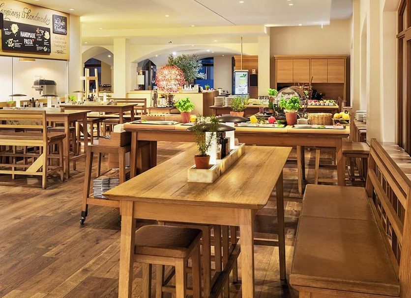 Restaurant Photo